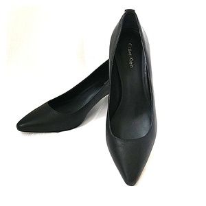 Calvin Klein Pumps